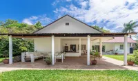 Hibiscus Home & Apartments Hotels in 