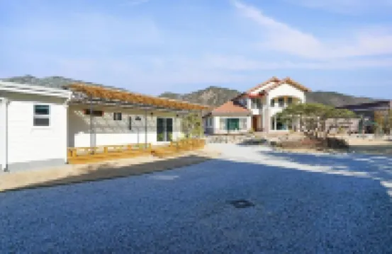 천년의하루 법주사 주변 호텔