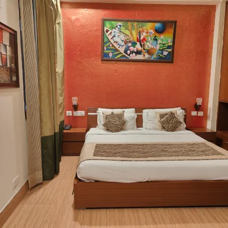 Tavisha Villa Golf Course MG Road