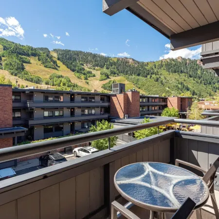 Aspen Square Condominium Hotel