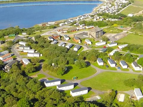 The Seaflower - With Lake Views