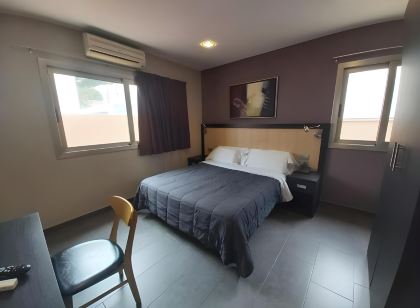 Hotel 170
