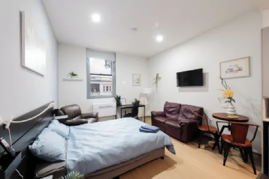 Melbourne Studio Apartments Hotel @ 138 Elgin Carlton Hotels near Swanston St