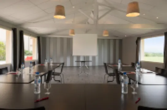 เดอะ ออริจินัลส์ ซิตี้, โรงแรม เล โคสเซอา