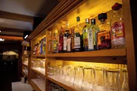Hotel Wildrose - bar