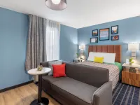 Uptown Suites Extended Stay Denver CO -Westminster Hotéis em Westminster