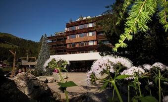 The Grand Pop-Up Hotel Arosa