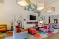 Comfort Suites Loveland - 2-Star