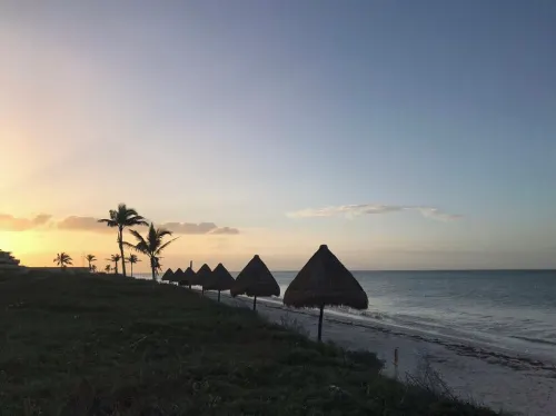 Departamento de Lujo en Planta Baja Almares Kinuh, con Acceso a Marina Kinuh Hotels in Telchac Puerto