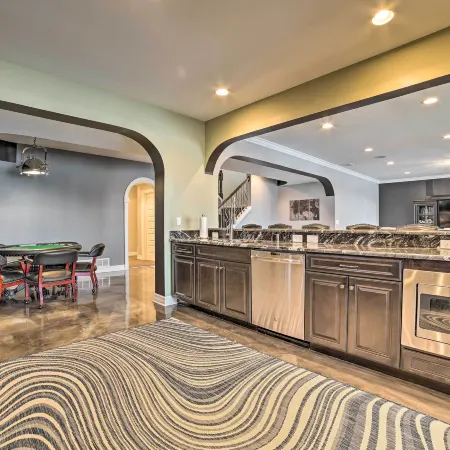 Luxe Waterfront Home w/ Private Lake Access!