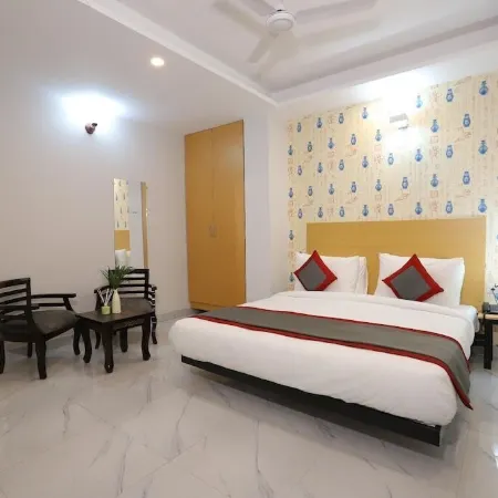 Hotel the Anvi Residency Sector 132