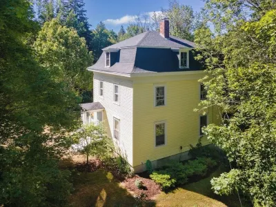 A Victorian Gem on Deer Isle - Walkable to beaches and local shops