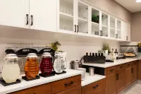 Homewood Suites by Hilton - Syracuse/Carrier Circle - breakfast