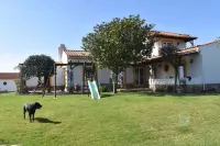 Casal Serrano - Charme e Tranquilidade - CountryHouse With Pool Hotel a Reguengo Grande
