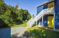 Cozy 1-bedroom condo in Burlington, pet friendly