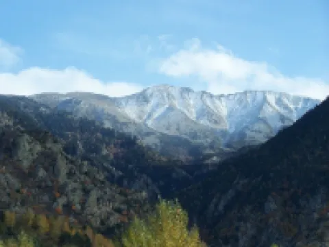 Amandier du Canigou A new, single-storey, detached house facing the Canigou mountains 韋爾內萊班酒店