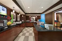 Hampton Inn Wichita Falls-Sikes Senter Mall - breakfast