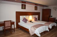 Hotel Sujata فنادق في بود جايا