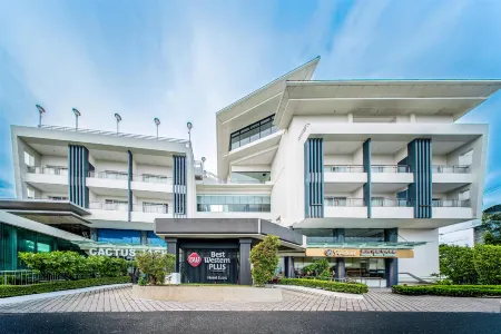 Best Western Plus Hotel Subic Отели в г. Олонгапо