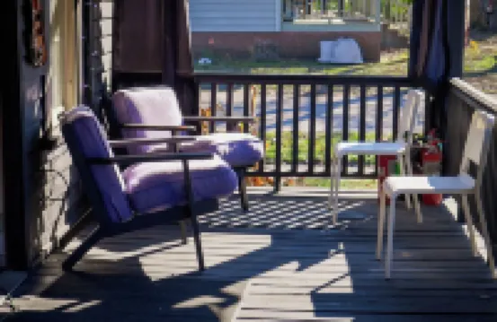 Heart Break Hotel Rad Bungalow - Rock-n-roll themed 2-bedroom downtown Tupelo.