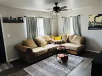 Santa Fe Depot- 3-bedroom house near downtown Cushing Hotels in Cushing