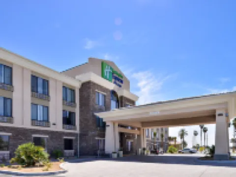 Holiday Inn Express & Suites INDIO - COACHELLA VALLEY by IHG Hotels in Indio