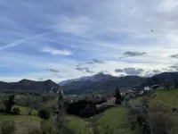 Apartamentos Las Caldas . Castillo de Priorio , 15 Minutos del Centro de Oviedo