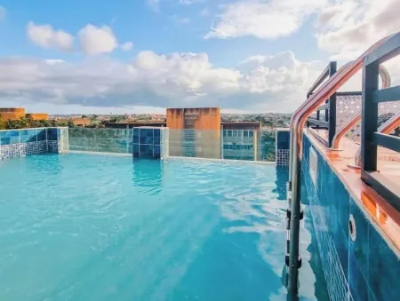 Gold Lux 2-bedroom Unit @The O's Apartments