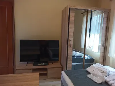 PETROUPOLI APARTMENT'S Hotels near Agia Varvara