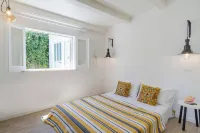 First light on the sea