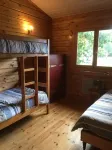 Chalet 10min from the ocean on large wooded grounds! Ideal for families!
