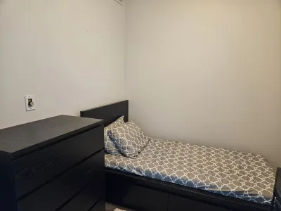 1+1 BR in Fort York W/Free Parking CN Tower & Lakeview 이스트 요크 / 해변 호텔