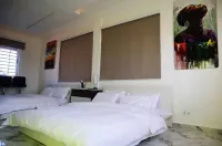 Luxurious Unit In Martha's Place Ghana: #1