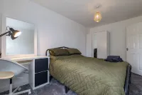 Countryside Stay Near JCB, Peak District & Alton Towers Hotels in Uttoxeter