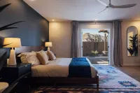 Spacious Joshua Tree Retreat for Large Groups w/ Heated Pool, Hot Tub & Views