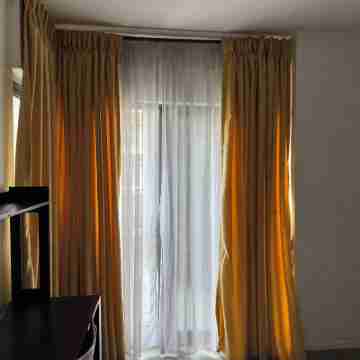 Beautifully furnished 3 bedroom apartment with spacious living area. WiFi & DSTV Rooms