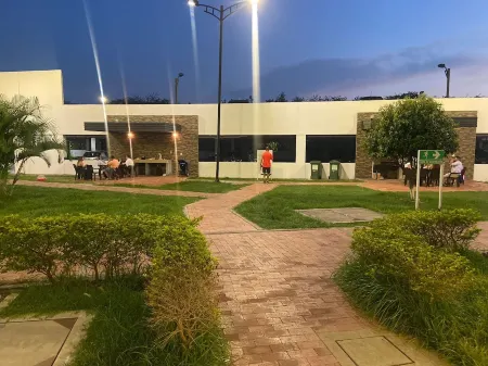 New condo Comfortable and clean