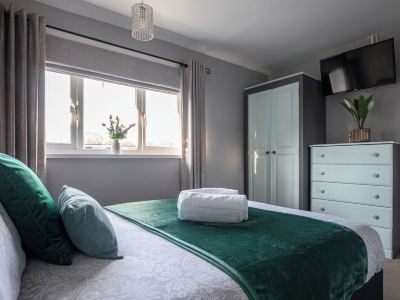 Spacious 3-Bedroom Home in Basildon, Essex London