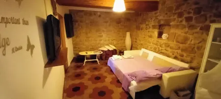 Charm & Relaxation in the Historic Center of the Medieval Village