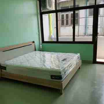 Well placed and completely renovated house Rooms