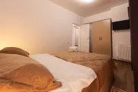 Romantic Mirage Sunset - 5 min from the beach! فنادق في 