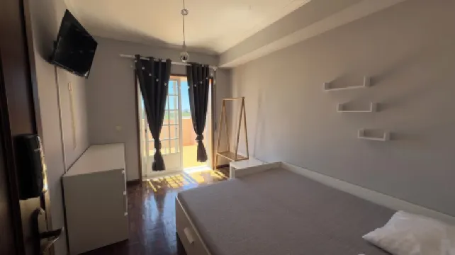 Family apartment in Aradas