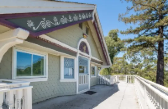 Marin Edwardian Mansion overlooking San Francisco Bay