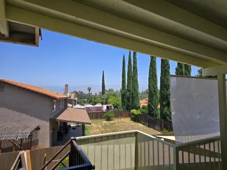 Charming studio with WiFi and AC in peaceful Redlands