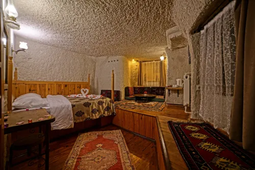 Melek Cave Hotel