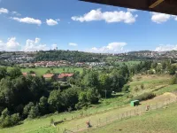 Spa house with private Jacuzzi and whirlpool bath overlooking the countryside فنادق في Saint-Genest-Lerpt