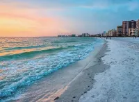 BEAUTIFUL MARCO ISLAND CONDO MINUTES FROM THE BEACH<br>SPECIAL $75.00 /NIGHT