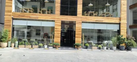 33rd Executive Suites