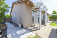 Cozy 3Br House Family Friendly Lovely Backyard Fast WiFi Free Parking