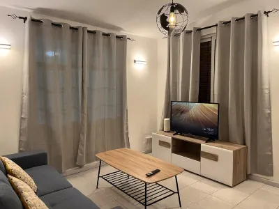 Cosy Home For Your Stay-10Mins to the Beach Hoteles en 